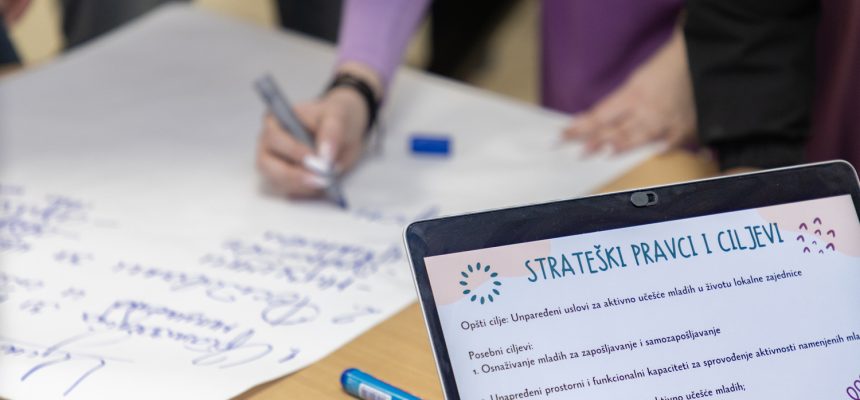 KOMS realizovao pet konsultacija sa mladima o lokalnim strateškim dokumentima KOMS realizovao pet konsultacija sa mladima o lokalnim strateškim dokumentima